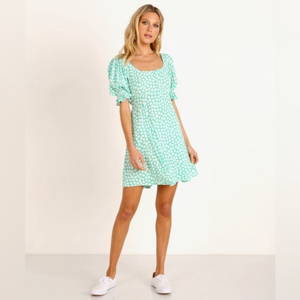 Faithfull the Brand La Barben Mini Dress Cora Floral
green Sz M babydoll rayon - Picture 3 of 13